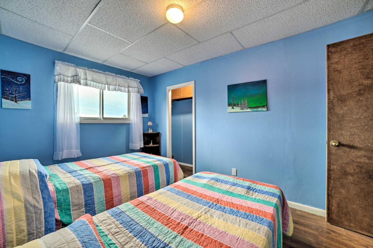 Walkable St Ignace Condo With Lake Huron Views 圣伊尼亚斯 外观 照片